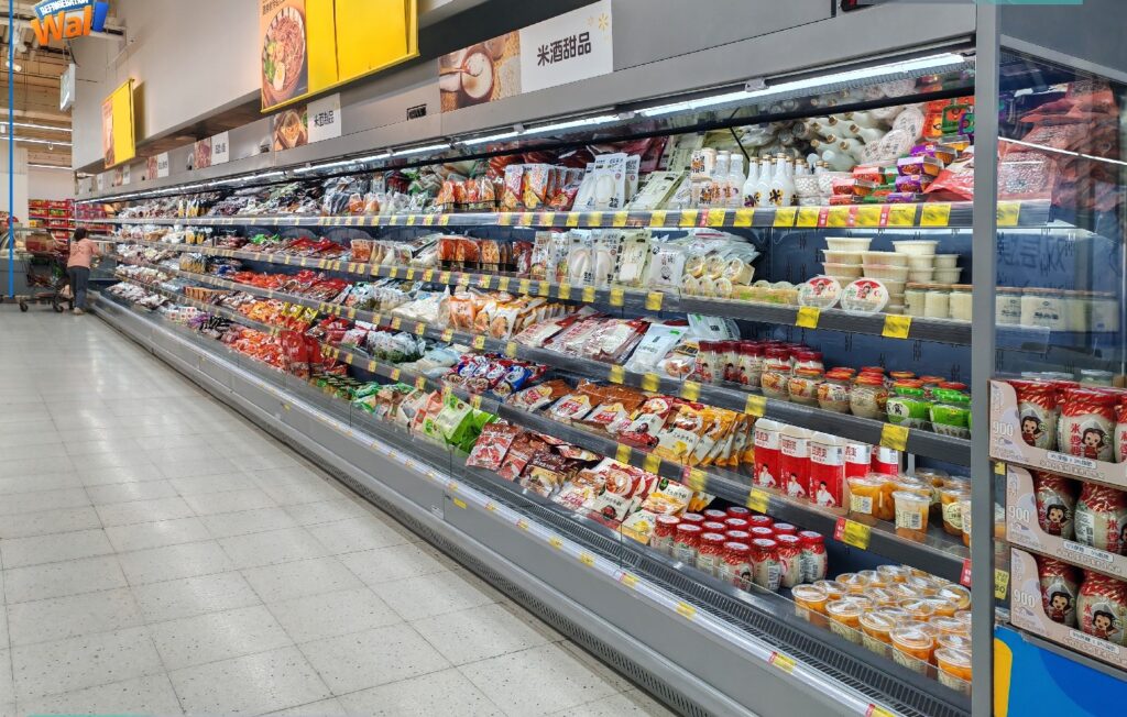 Canopy Lighting For A Refrigerated Multi Deck Cabinet Open
