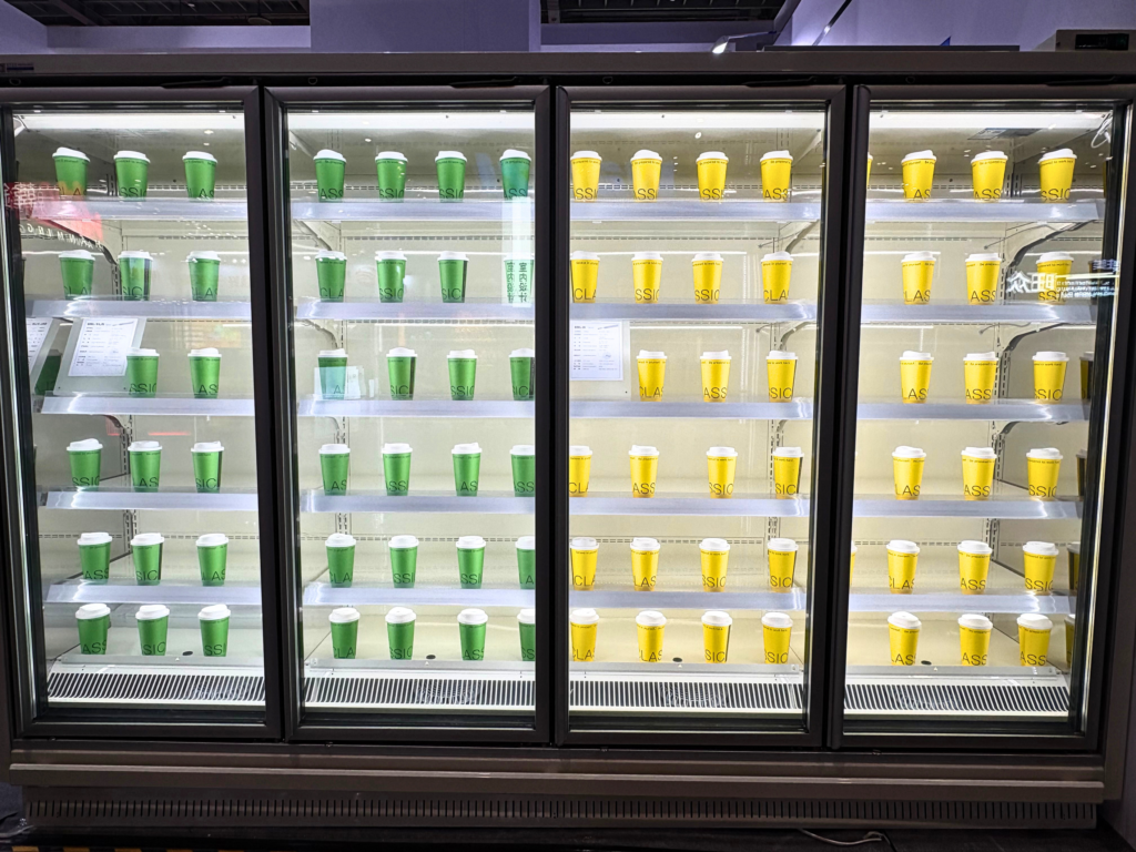 LED Lighting Solutions For Supermarket Freezer Display Showcase
